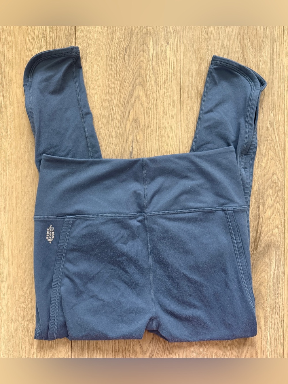Free People Movement Blue Leggings Capri Size Small